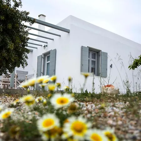 Skinos House At Chorio With View Kímolos